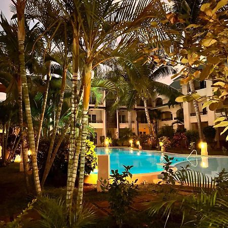 A'S Beach Apartment Flic-en-Flacq エクステリア 写真
